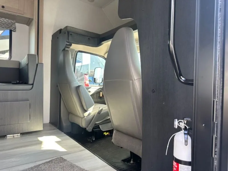 2026 Forest River Sunseeker 2150S LE - Photo 4