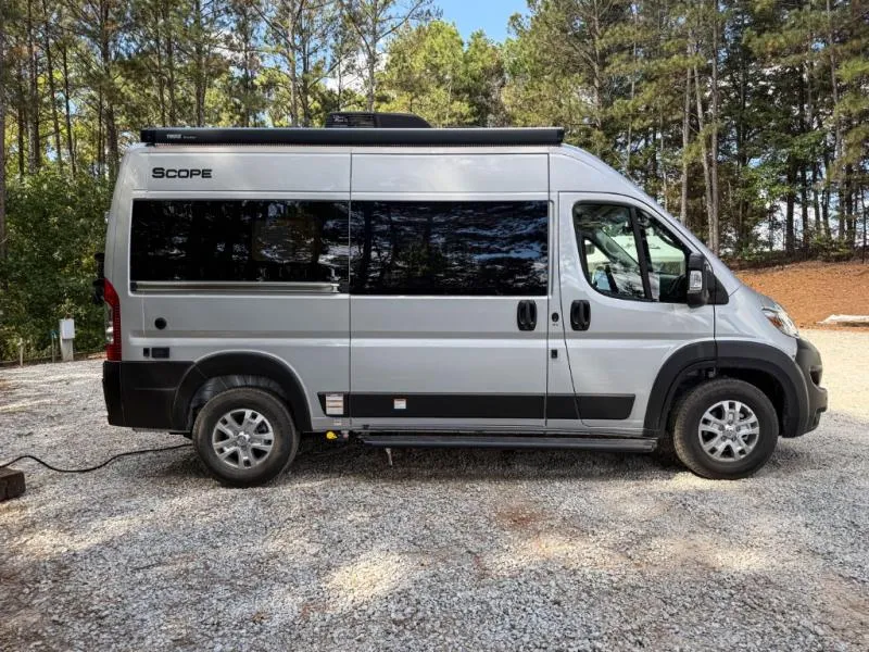 2026 Thor Motor Coach Scope 18M - Photo 2
