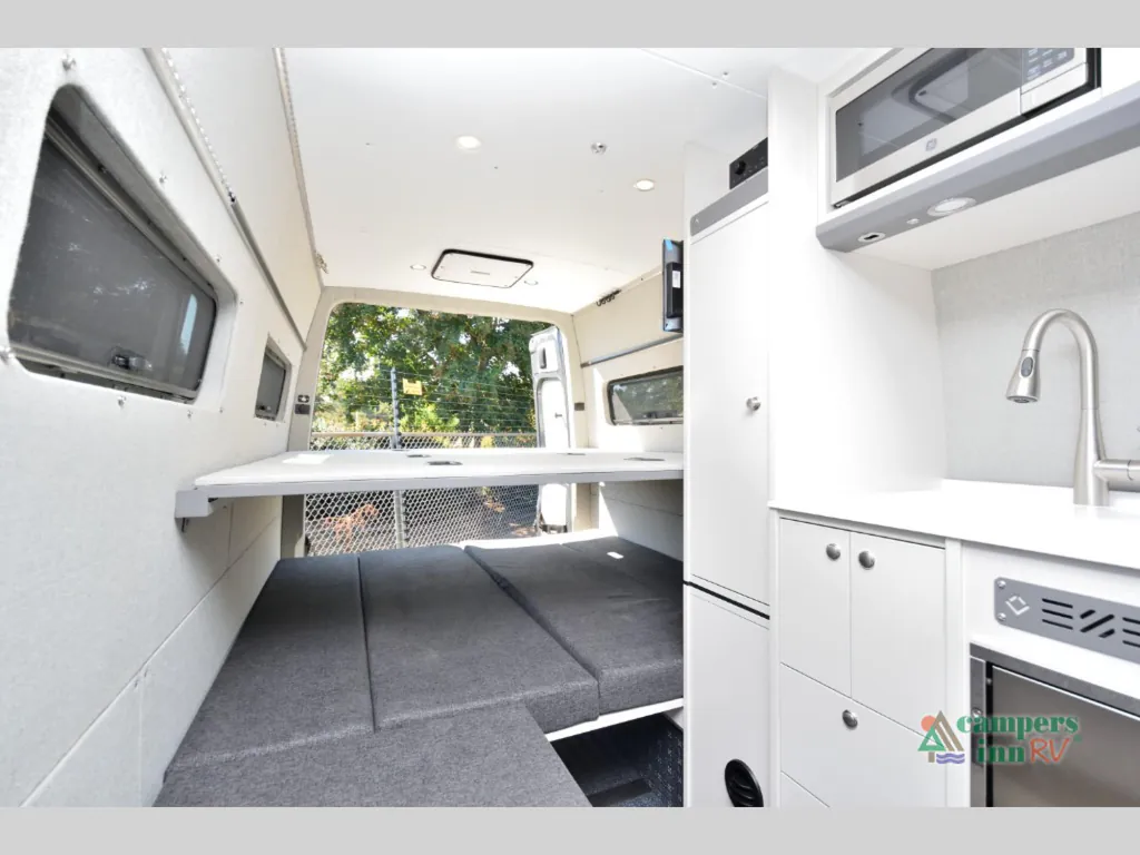 2023 Outside Van Approach 170, Photos photo 27