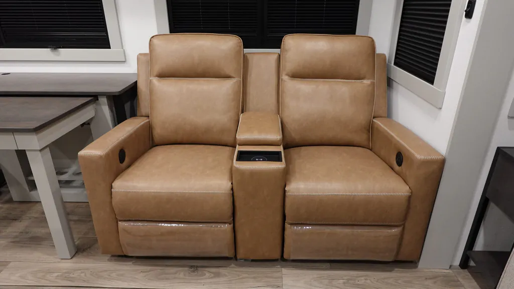 2026 Brinkley Model Z 3600, Photos photo 24