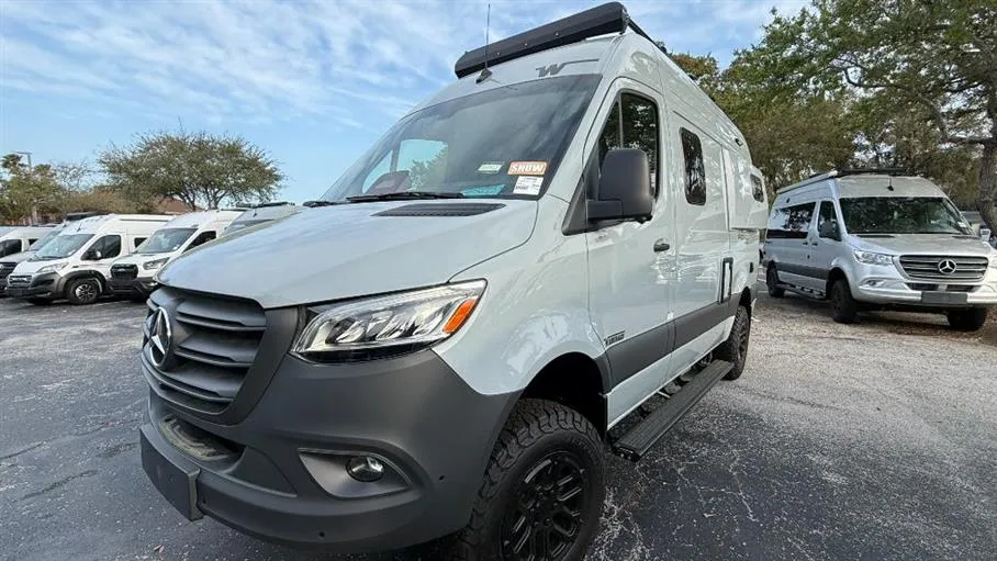 2026 Winnebago Revel Sport 44N - Photo 4