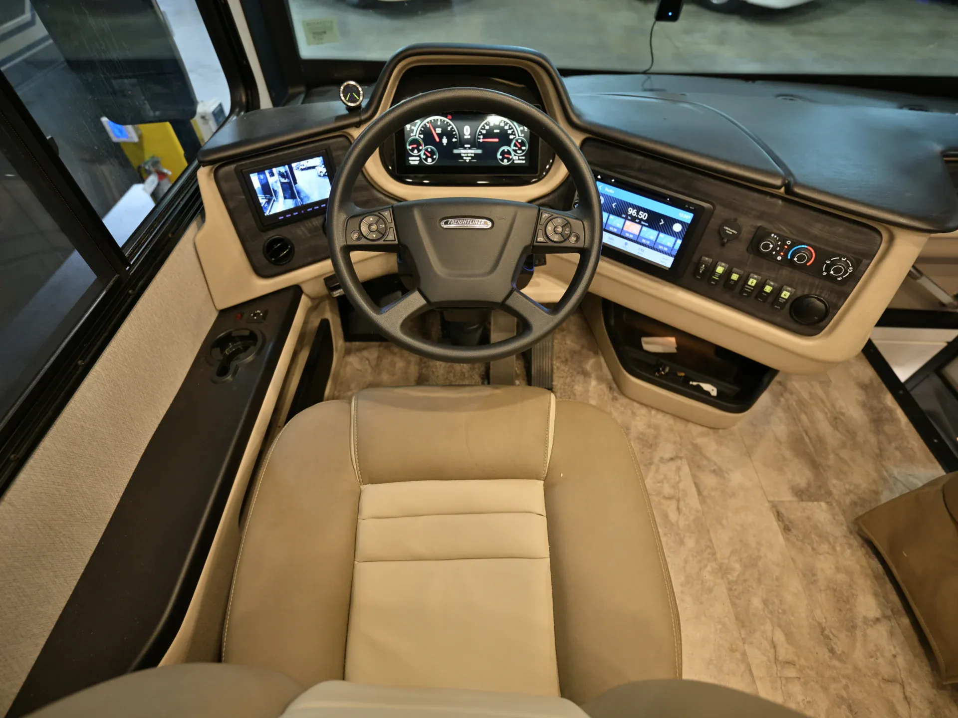 2022 Holiday Rambler Nautica 34RX - Photo 3