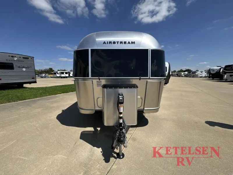 2025 Airstream Trade Wind 25FB - Photo 4