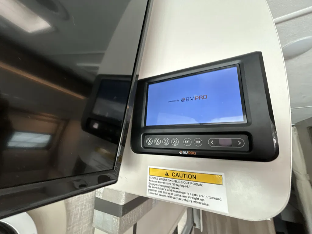 2025 Thor Motor Coach Axis 26.2, Photos photo 16