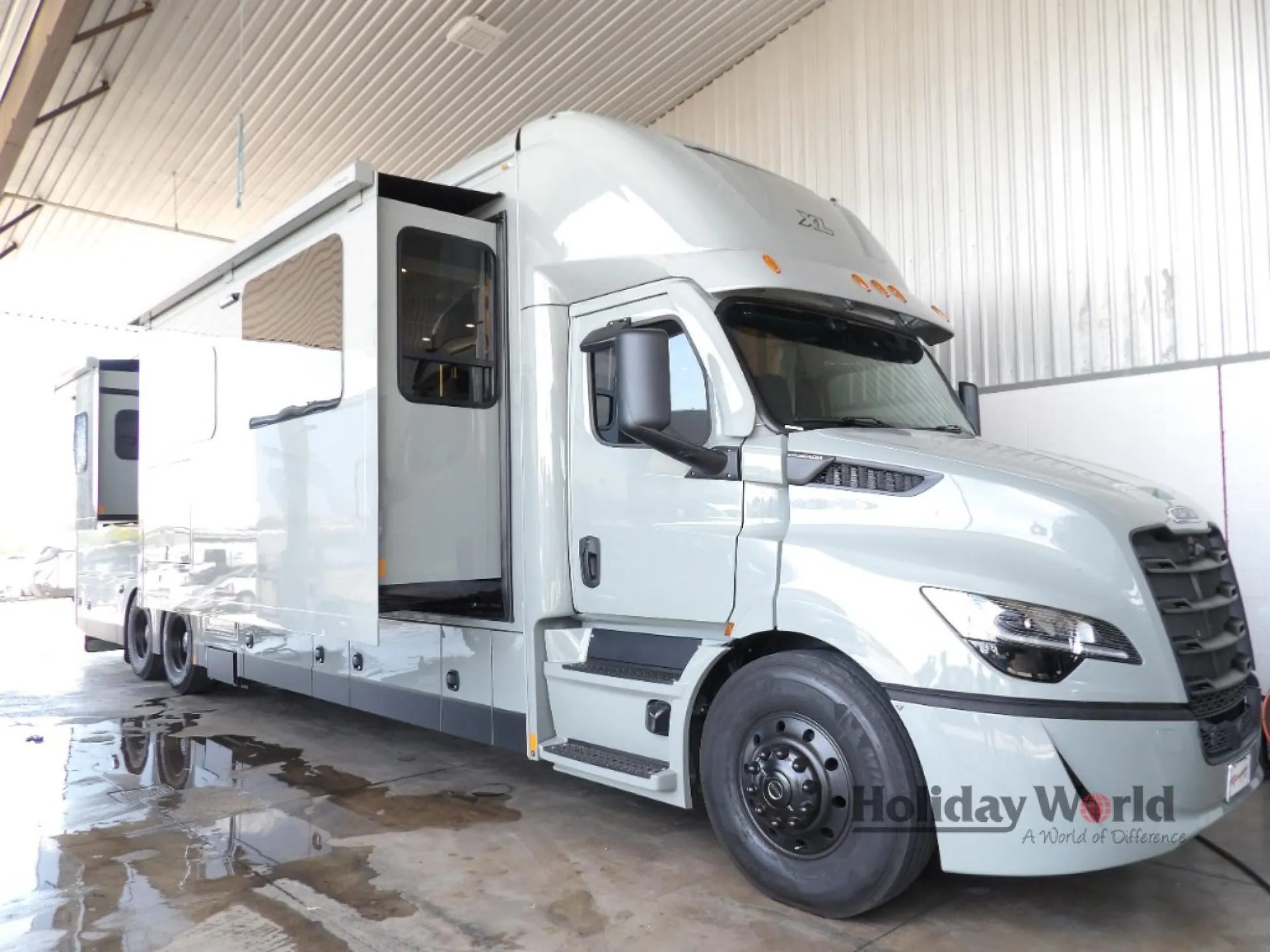 2027 Renegade RV XL 43DB - Photo 2