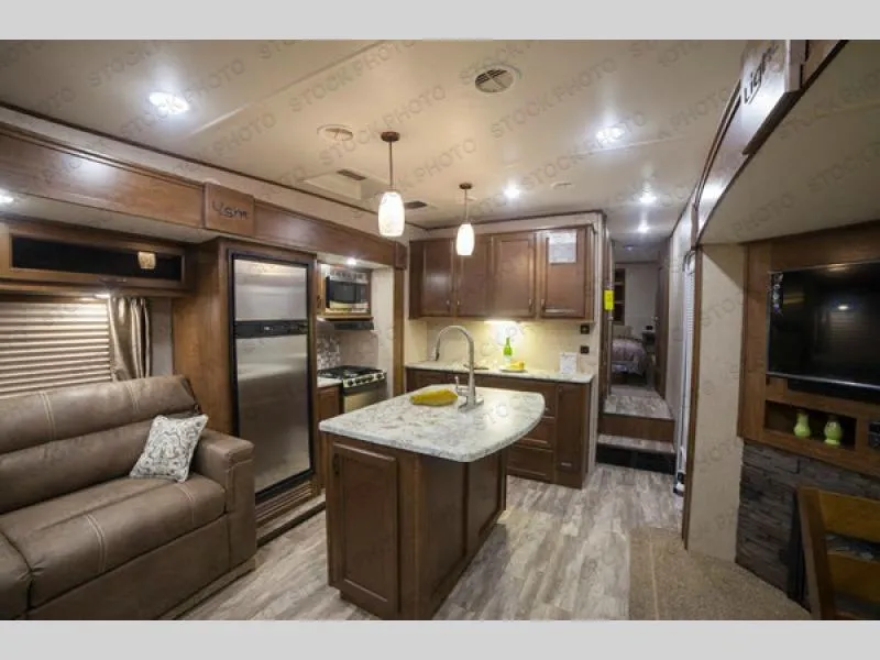 2018 Highland Ridge RV Open Range Light 318RLS - Photo 3