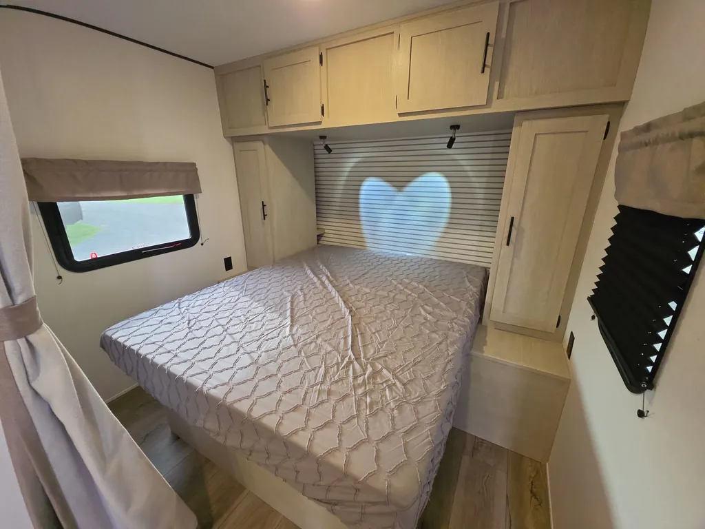 2026 Shasta RVs i-5 Edition 521CK, Photos photo 18