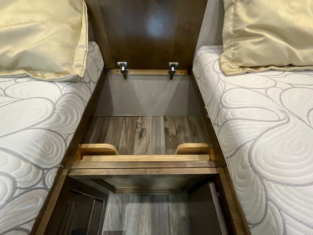 2019 Tiffin Wayfarer 24 TW, Photos photo 39