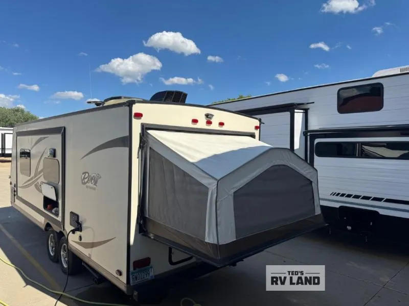 2017 Forest River Rockwood Roo 24WS - Photo 3