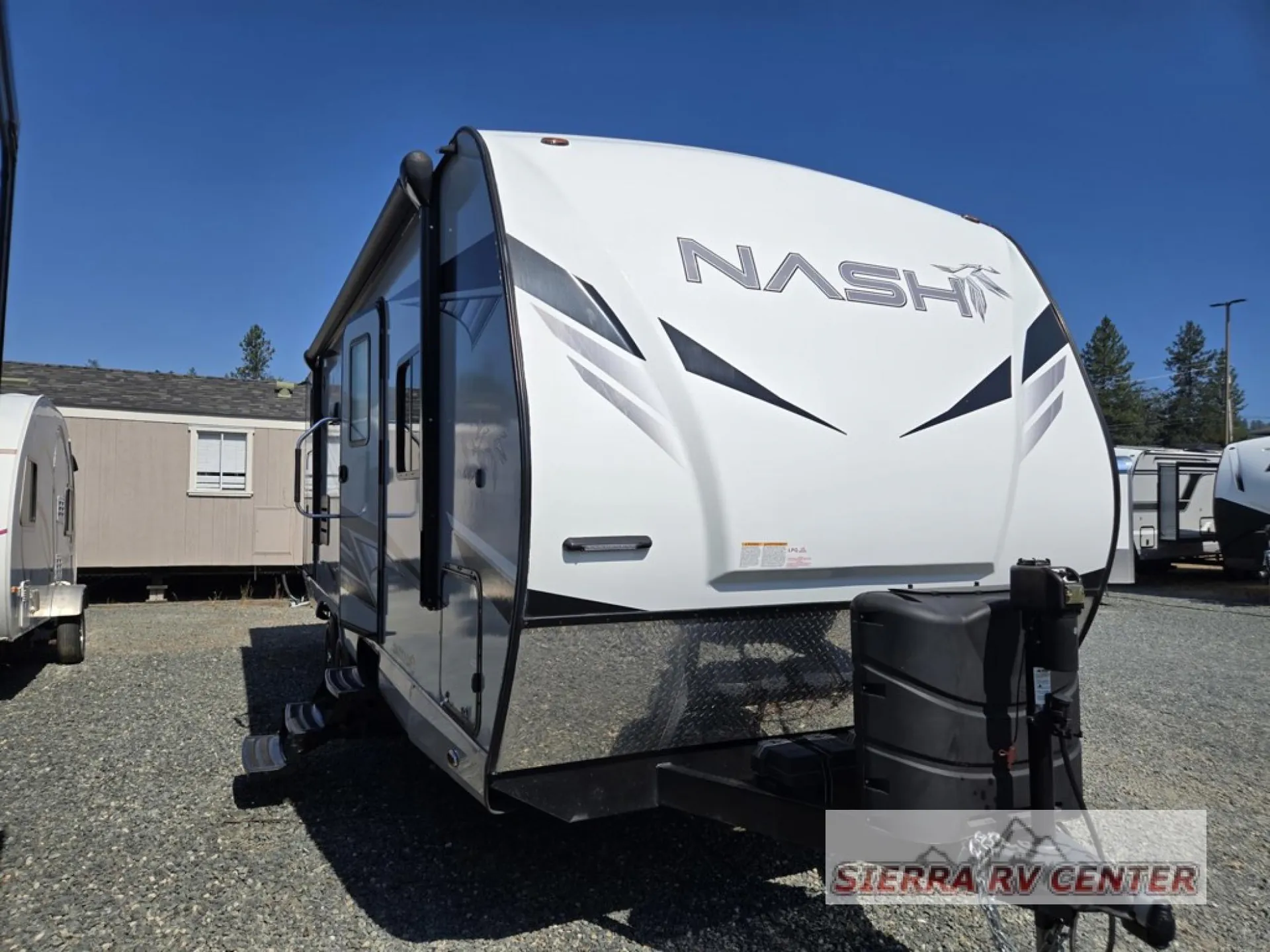 2023 Northwood Nash 24B - Photo 2