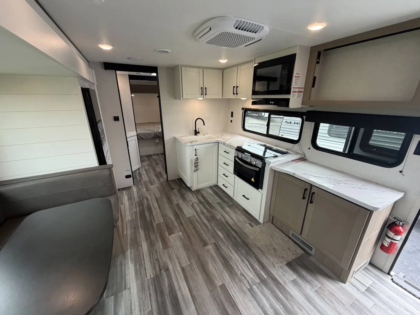 2026 Jayco Jay Flight SLX 287BHS - Photo 4