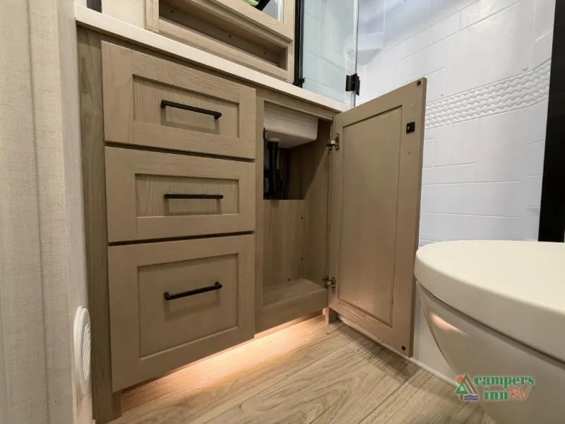 2026 Forest River Rockwood Mini Lite 2519S - Photo 4