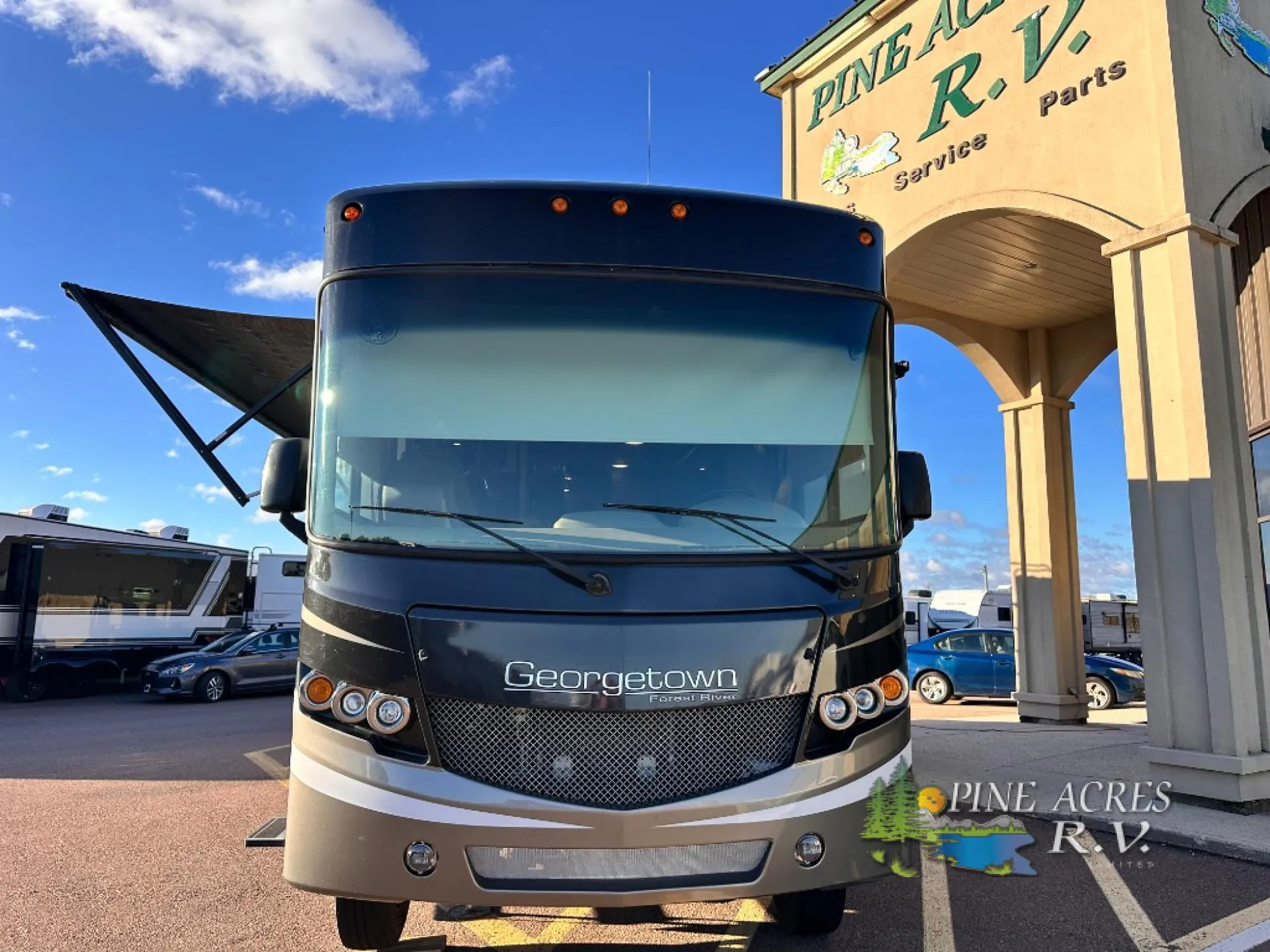 2016 Forest River Georgetown 335DS - Photo 4