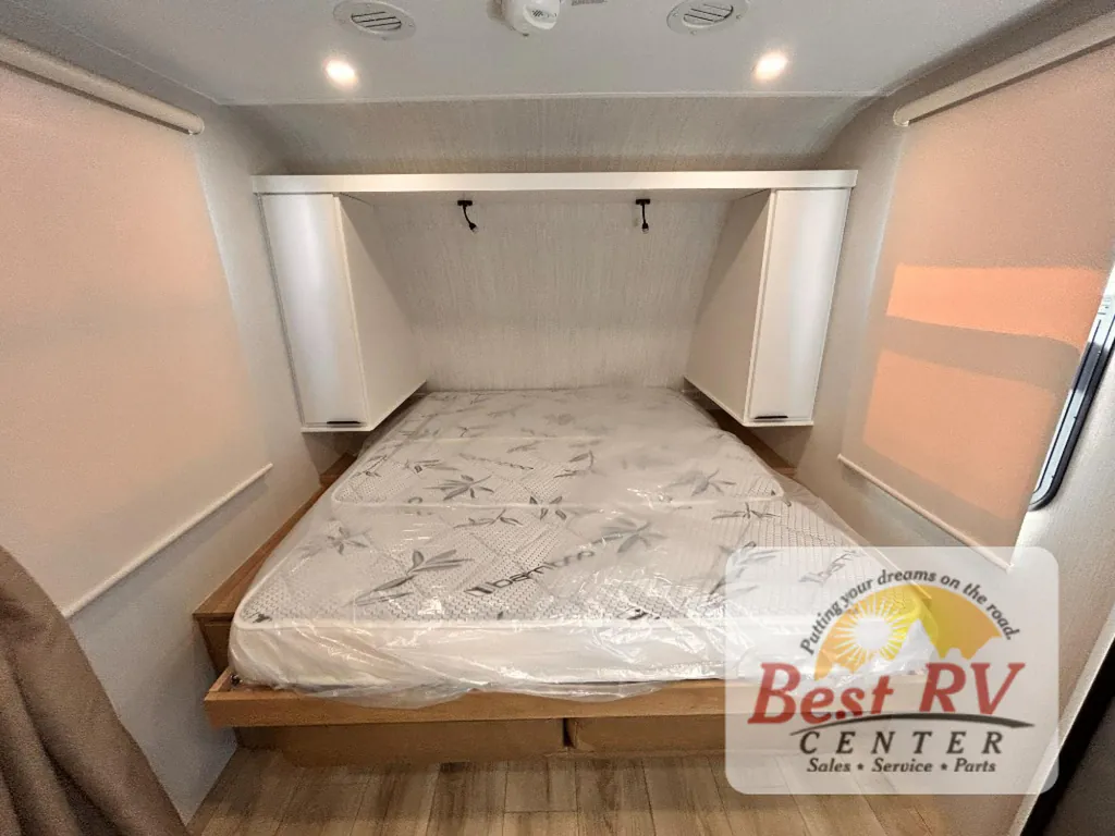 2027 Winnebago Micro Minnie 2108DS, Photos photo 45