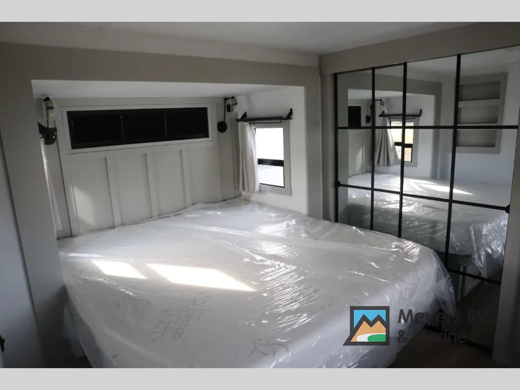 2026 Brinkley Model G 4100, Photos photo 41