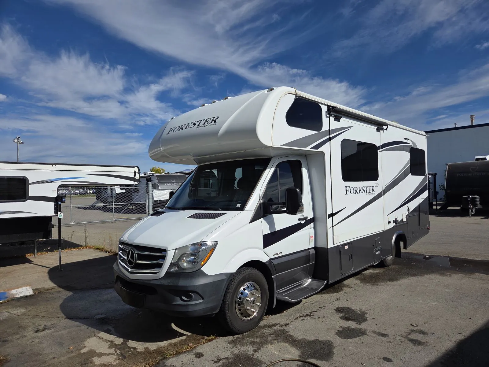 2016 Forest River Forester MBS 2401R - Photo 2