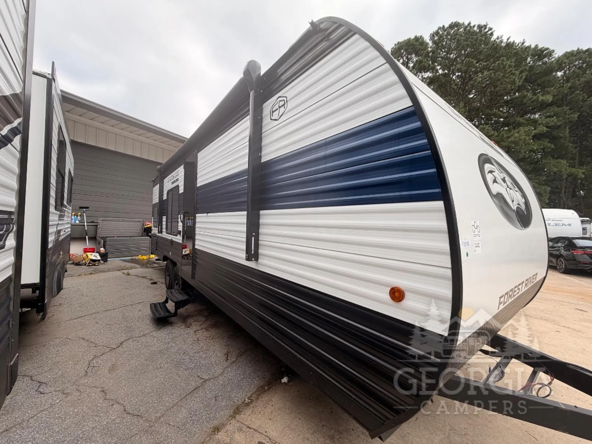 2026 Forest River Cherokee Grey Wolf 26EV - Photo 2