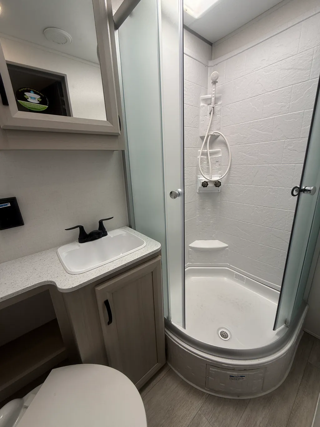 2027 Coachmen Catalina Legacy Edition 333DBDSCK, Photos photo 20