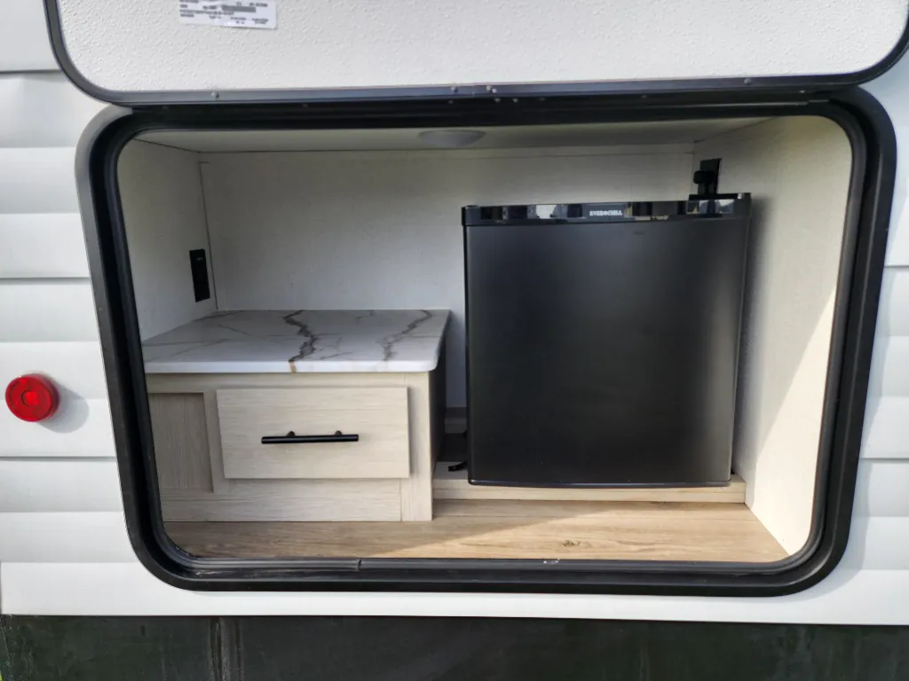 2025 Shasta RVs i-5 Edition 525BHS, Photos photo 17