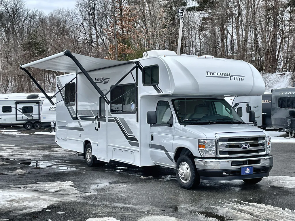 2026 Thor Motor Coach Freedom Elite 28HZ, Photos photo 25