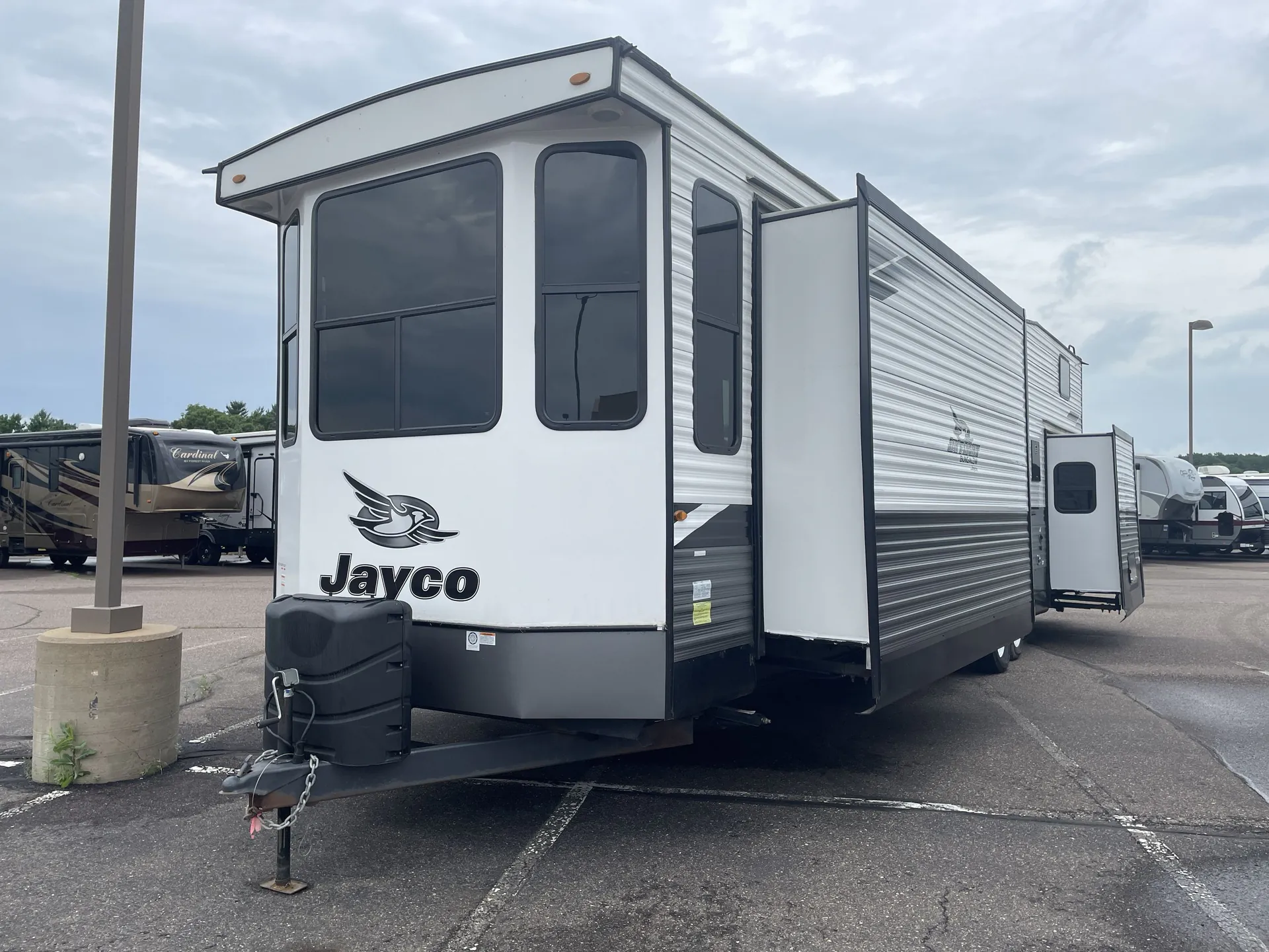 2022 Jayco Jay Flight Bungalow 40LOFT - Photo 2