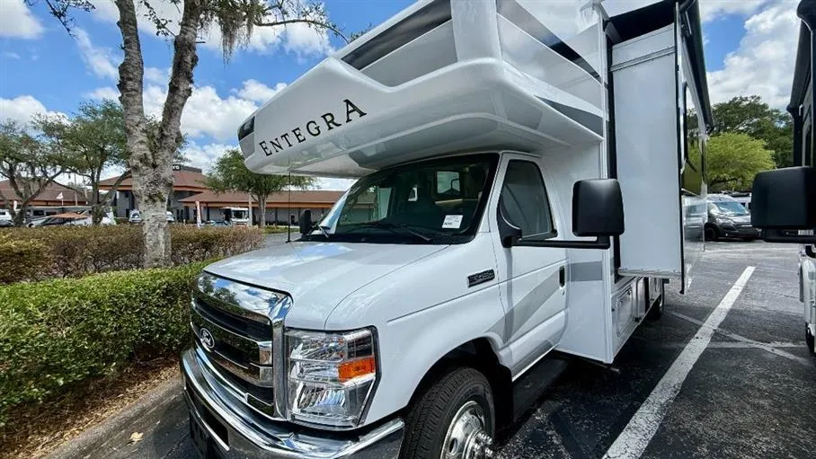 2027 Entegra Coach Odyssey 24B - Photo 4