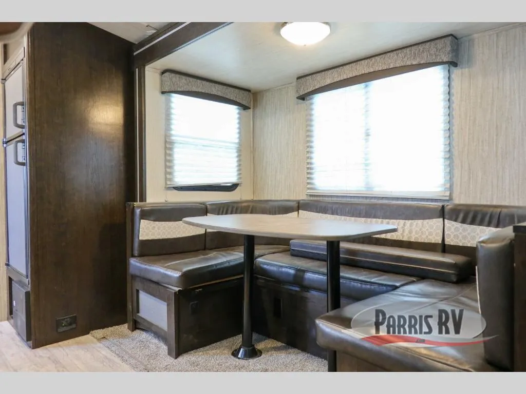 2019 Cruiser RV Shadow Cruiser 225RBS - Photo 4