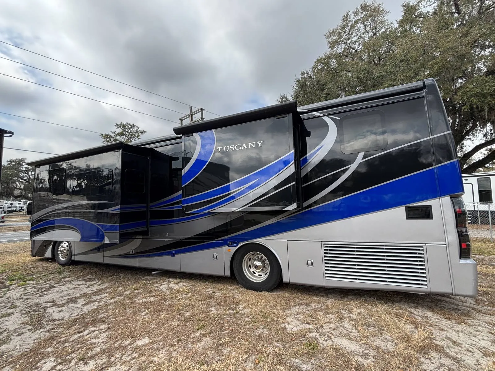 2023 Thor Motor Coach Tuscany 40RT - Photo 3