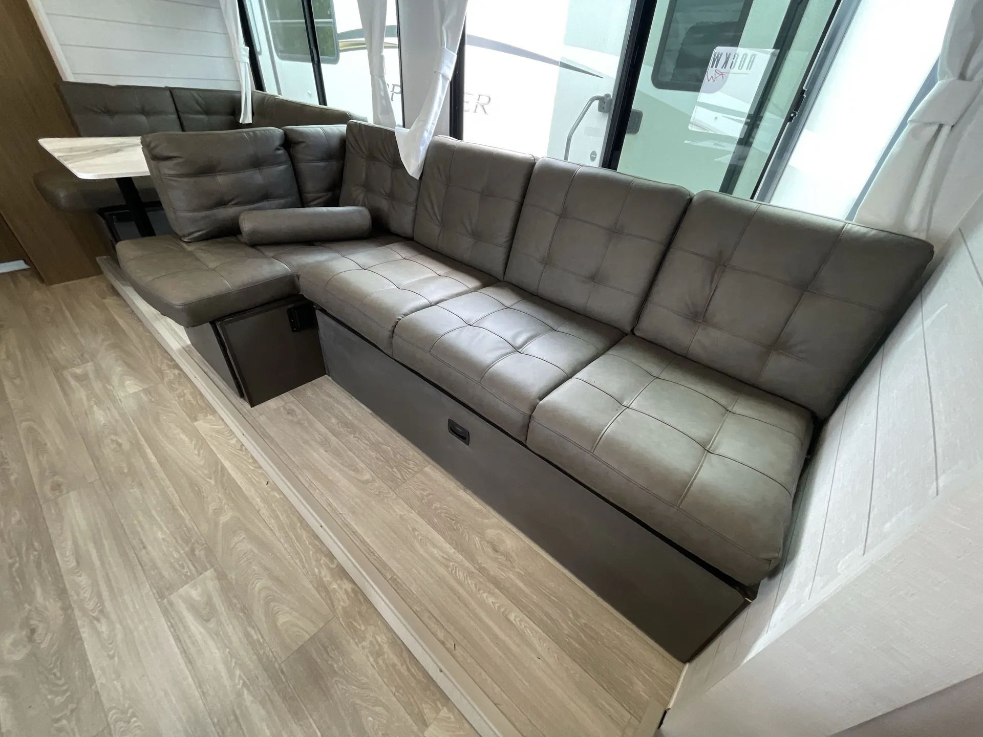 2027 Forest River Salem Cruise Lite 28VBXL — control center