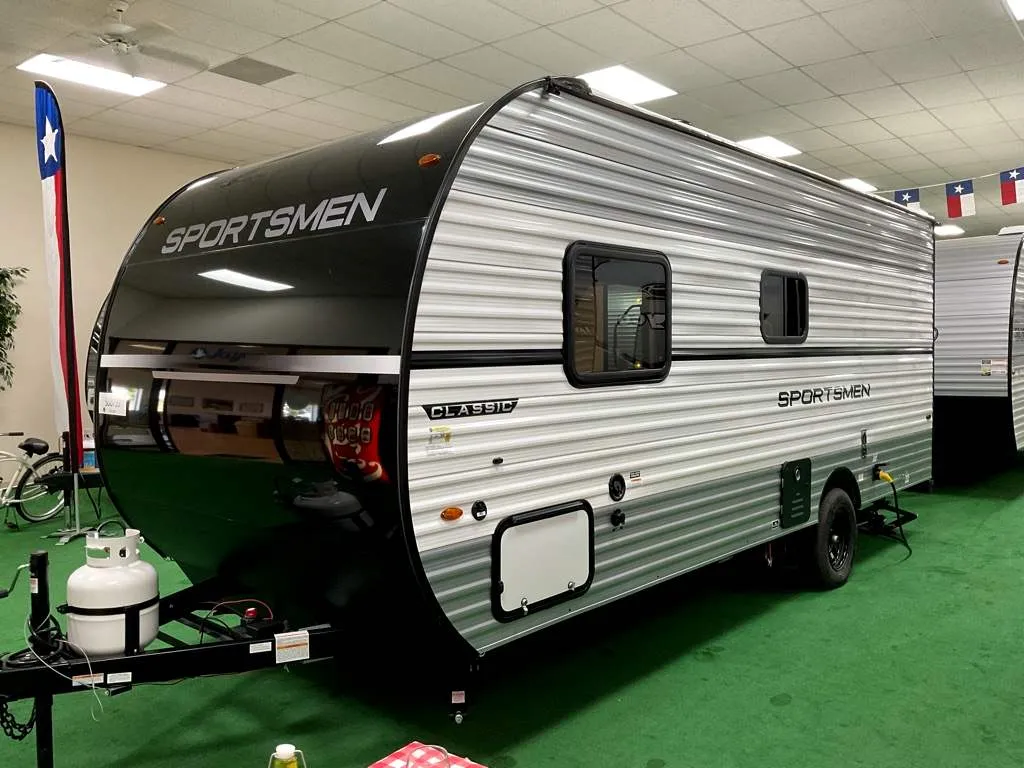 2026 KZ RV Sportsmen Classic 160QB - Photo 3