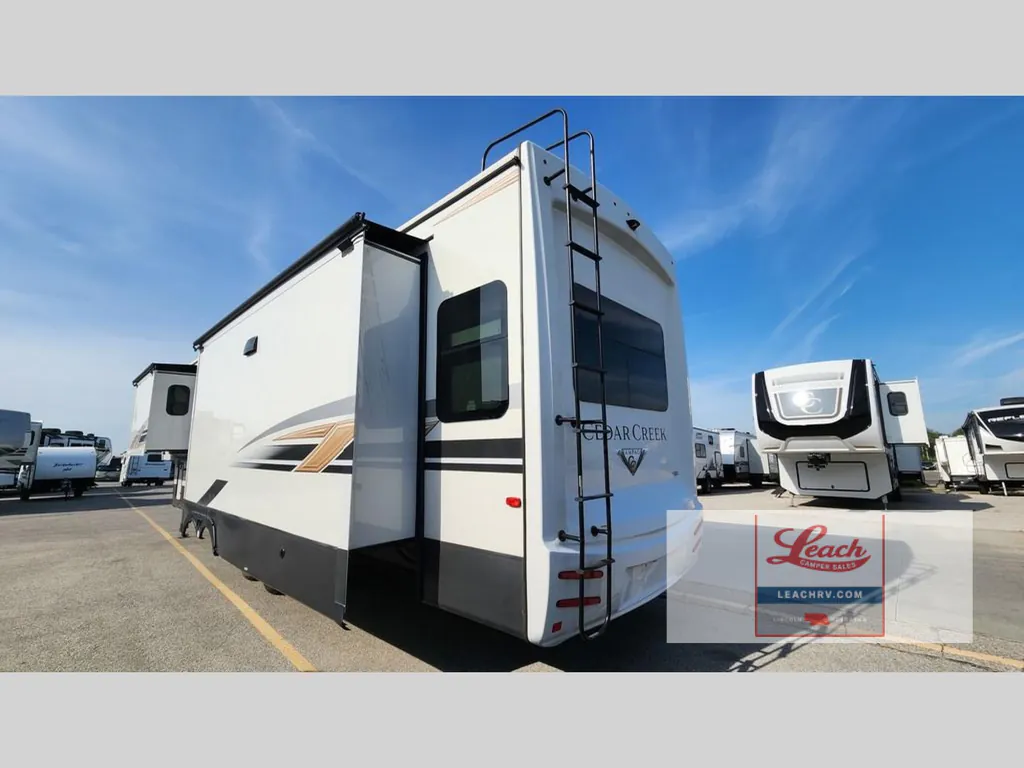 2021 Forest River Cedar Creek Champagne Edition 38EL, Photos photo 5