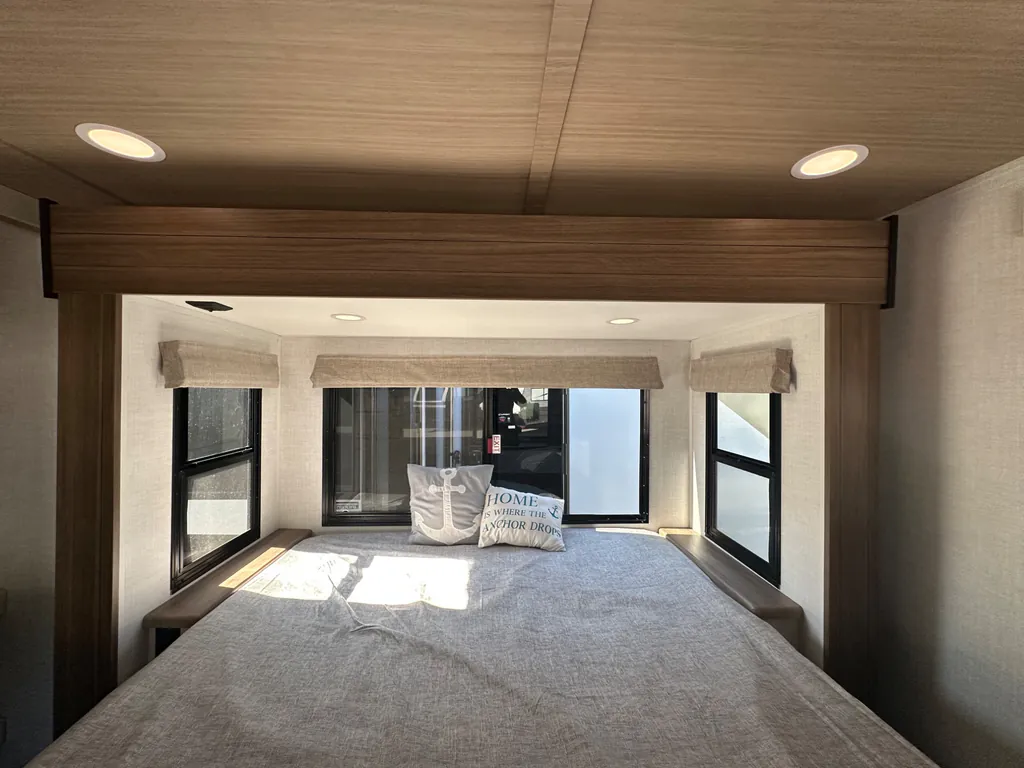 2026 Forest River Vibe 3400XL, Photos photo 19