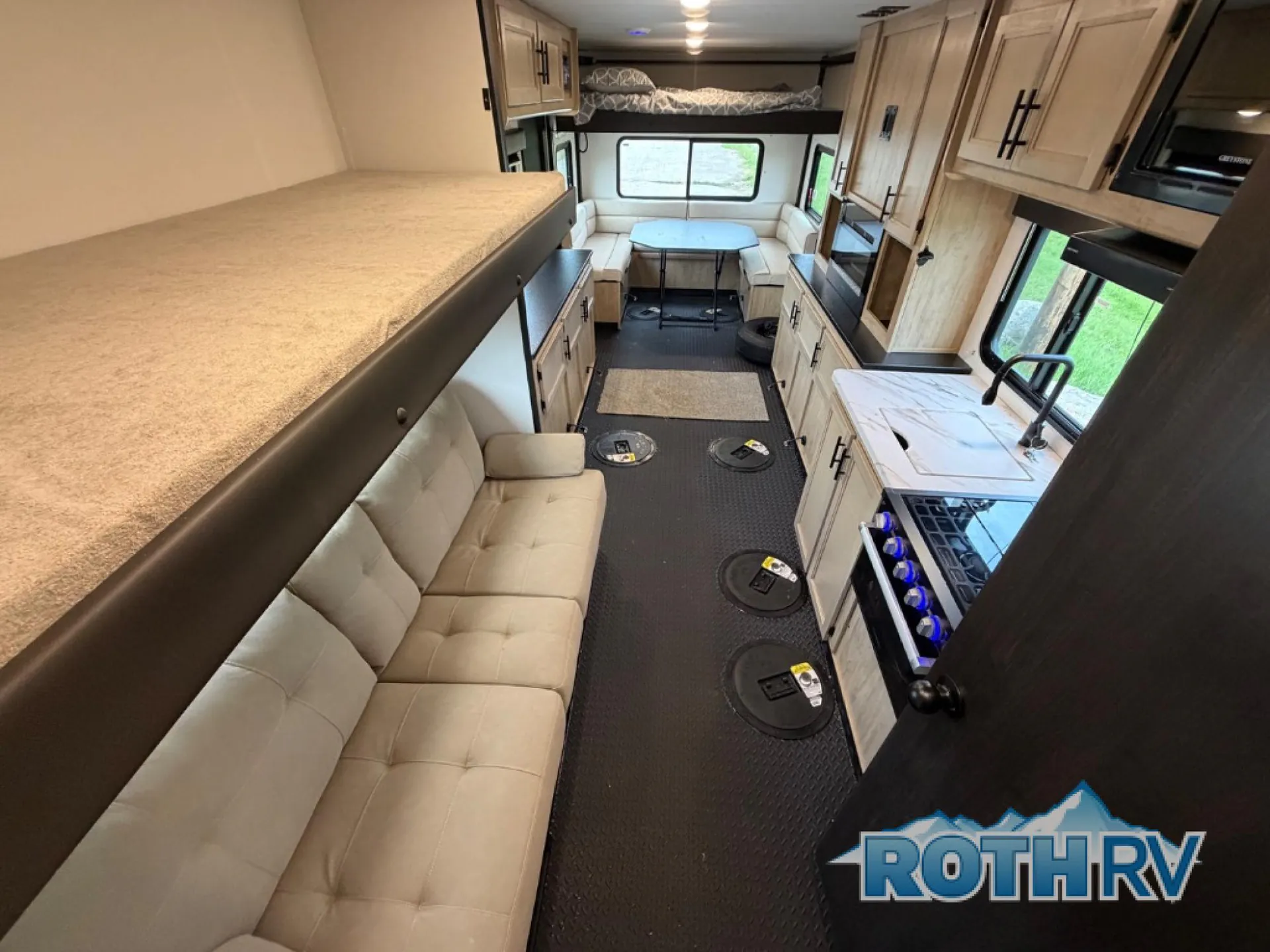 2027 Forest River Cherokee Grey Wolf 21GP — Photo 5