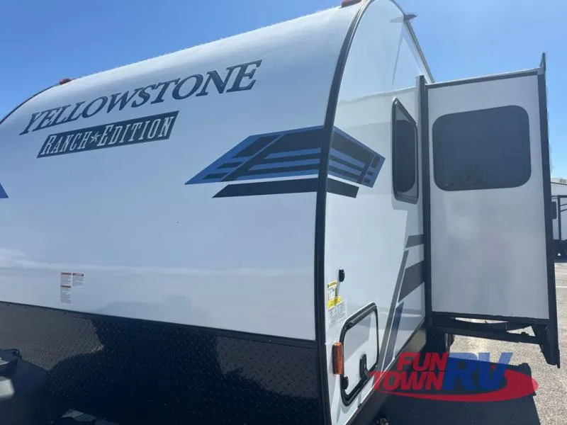 2026 Gulf Stream RV Yellowstone Ranch Edition 25CBQ - Photo 3