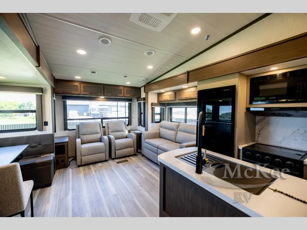 2026 Keystone Cougar Half-Ton 27SGS - Photo 3