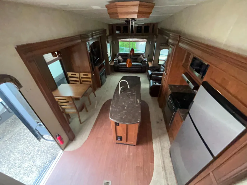 2014 Forest River Sandpiper 356RL, Photos photo 8