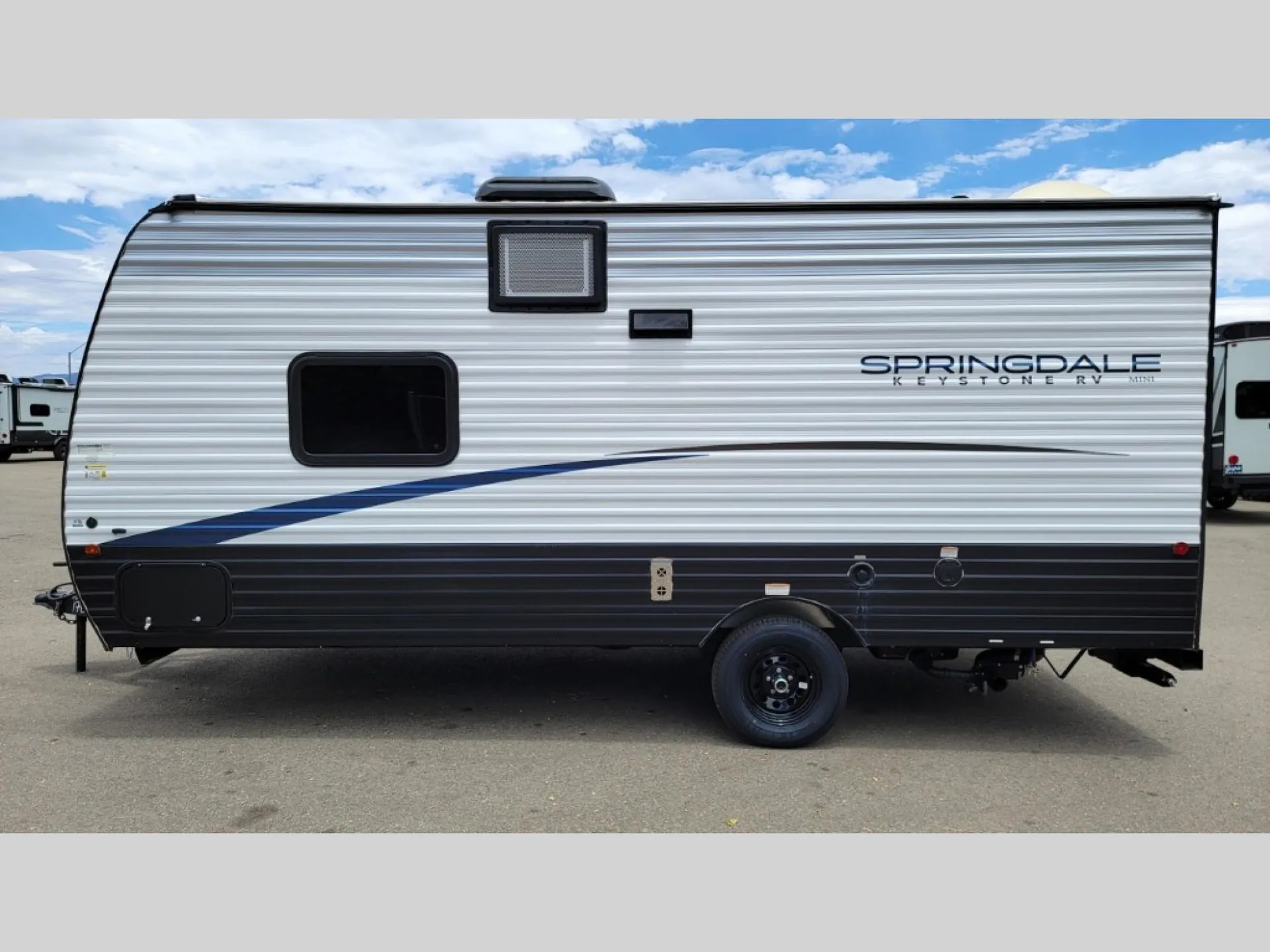 2024 Keystone Springdale 1700FQ - Photo 4