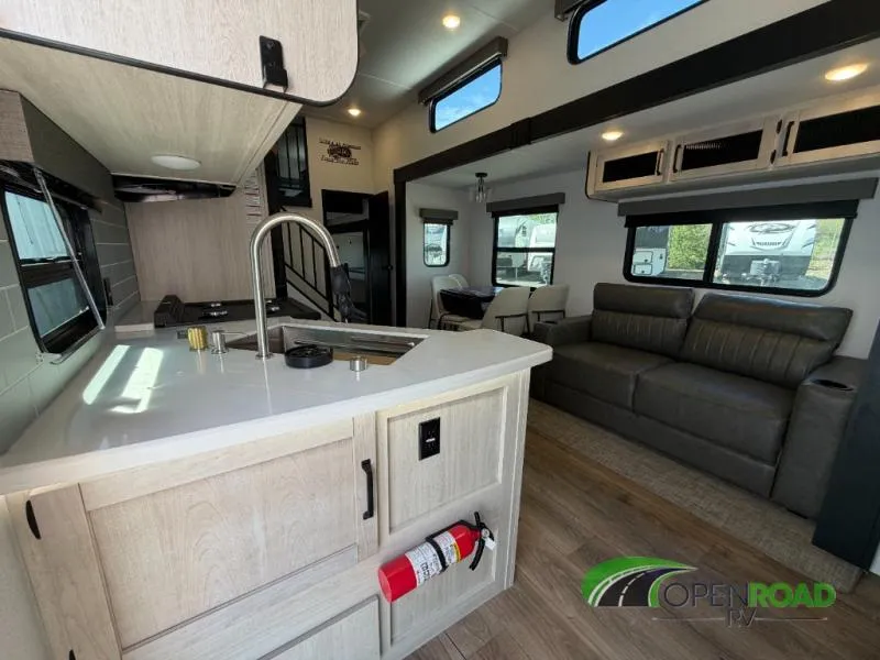 2026 Forest River Puma Vista 429LFT - Photo 4