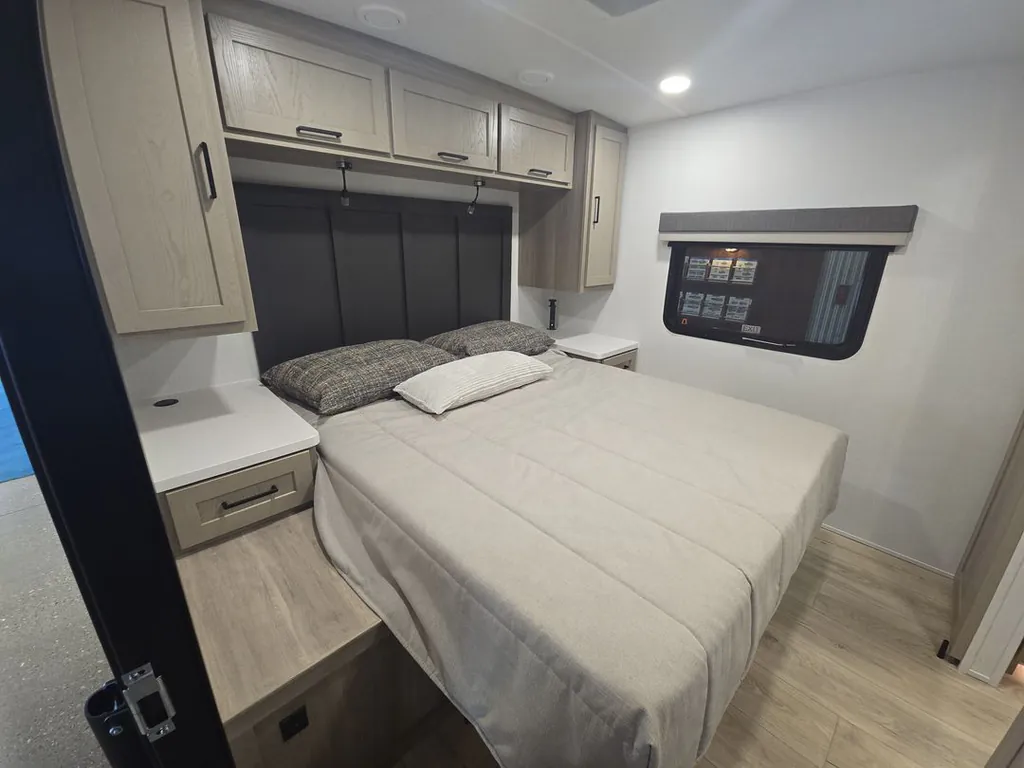 2026 Forest River Rockwood Mini Lite 2506FK, Photos photo 12