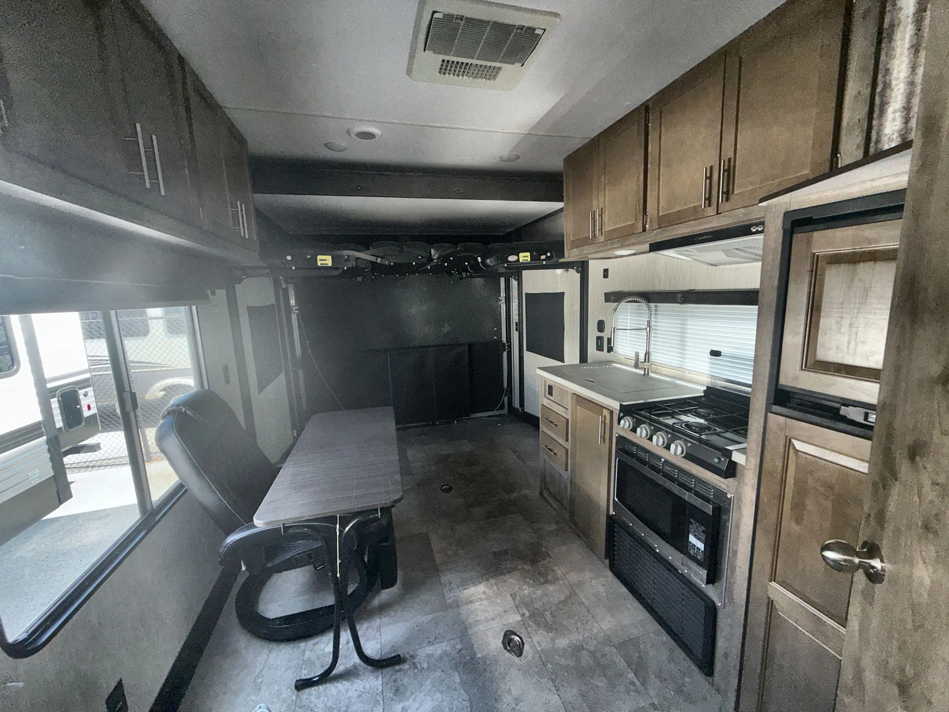 2020 Forest River Vengeance Rogue 25V — living area main