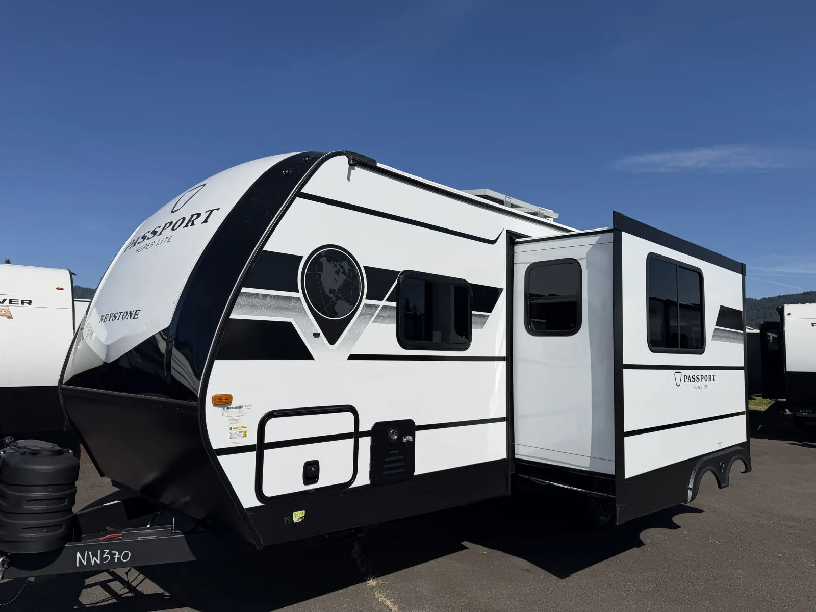 2026 Keystone RV Passport 229BHWE - Photo 2