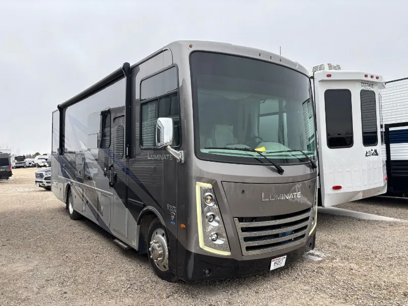 2023 Thor Motor Coach Luminate MM30 - Photo 2