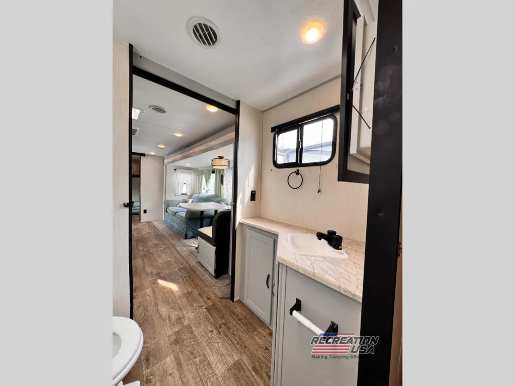 2022 Forest River Vibe 28BH, Photos photo 31