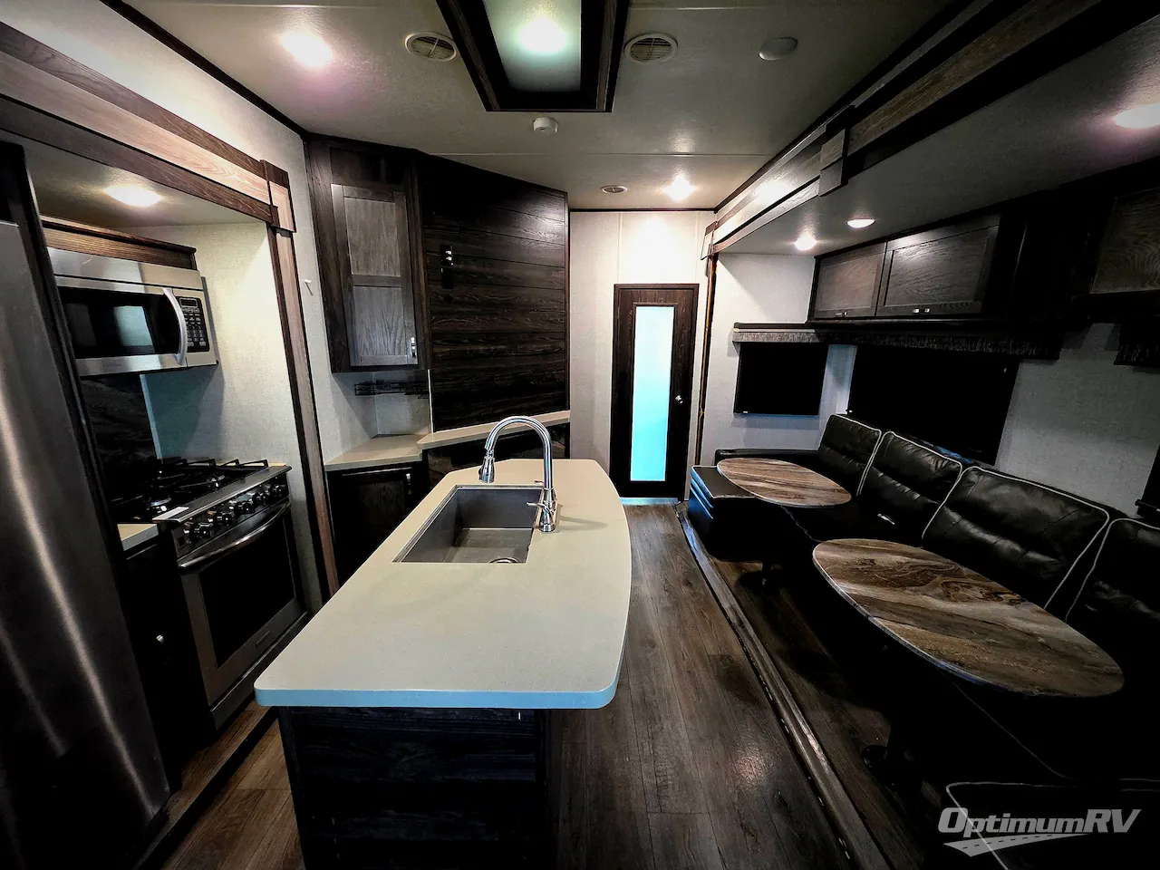 2020 Highland Ridge Open Range OF427BHS dealer photo 2 from Optimum RV