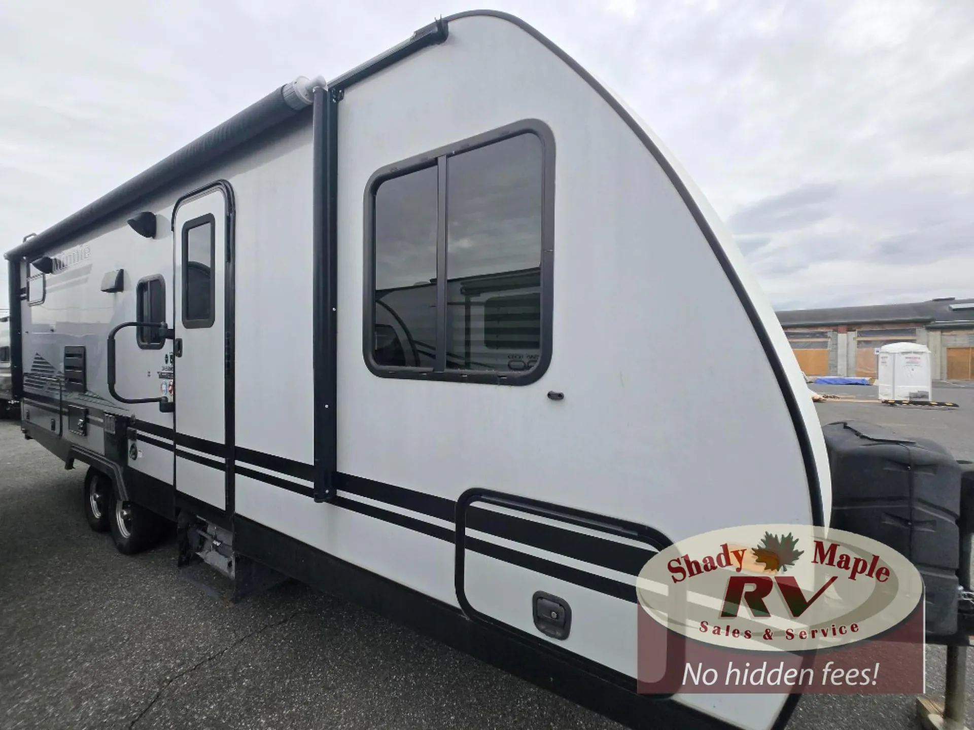 2020 Winnebago Minnie 2455BHS - Photo 2