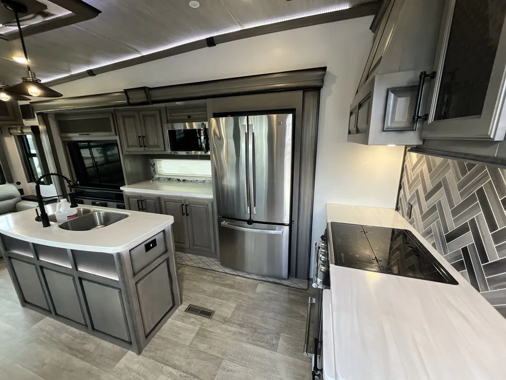 2022 Keystone Montana 3231CK, Photos photo 9