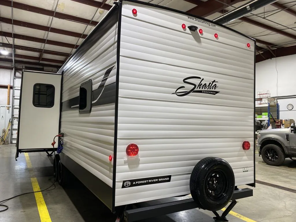 2026 Shasta RVs i-5 Edition 530BQB - Photo 4