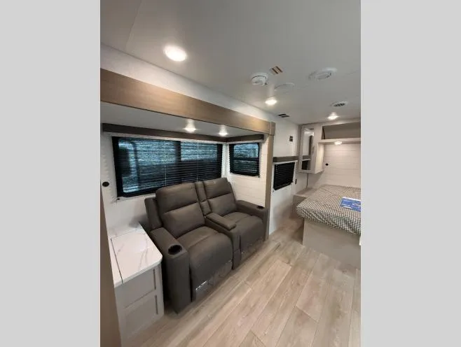 2027 Jayco Jay Flight SLX 200MKS - Photo 4