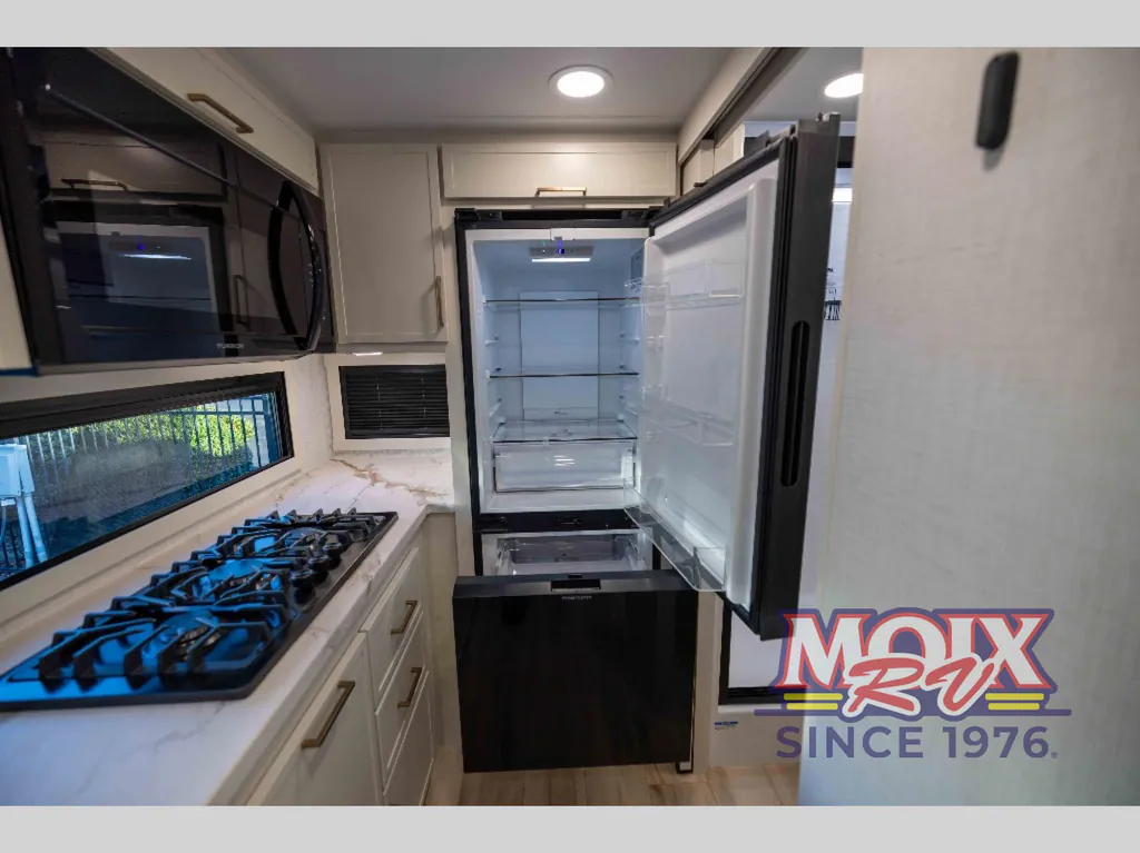 2026 Brinkley Model Ix 20X, Photos photo 25