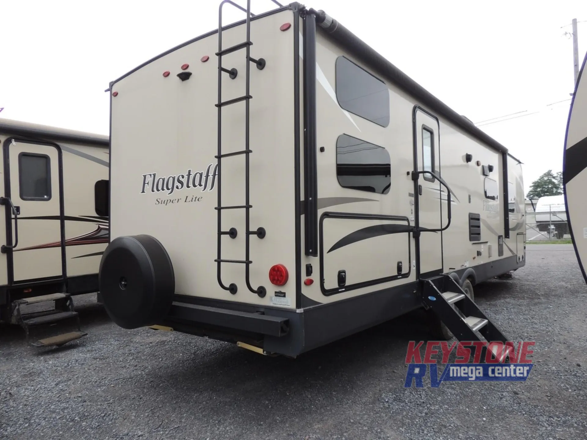 2020 Forest River Flagstaff Super Lite 27BHWS — Photo 5